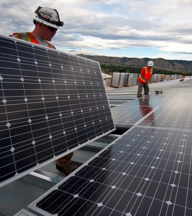 solar-panels-1794467_1280